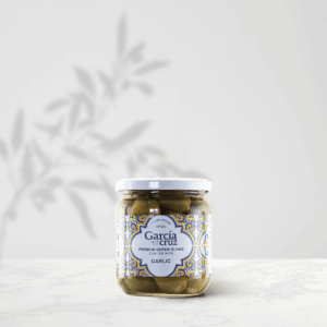 400g García de la Cruz Premium Garlic Stuffed Olives
