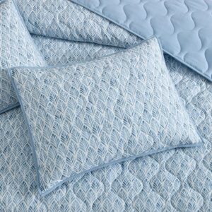 Casual Living Queen Comforter Set 3 Pieces